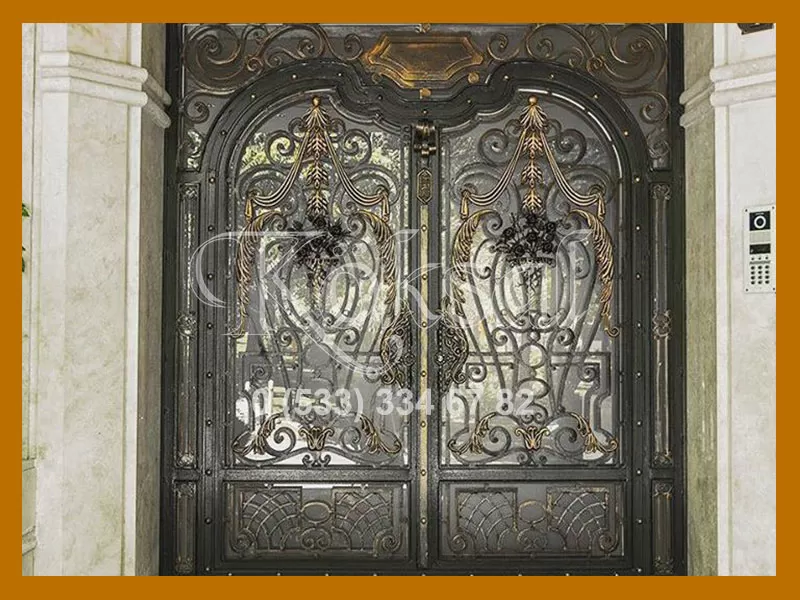 Ferforje Villa Kapıları 1449